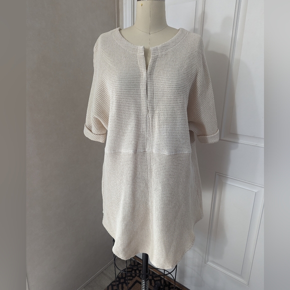 Balm wears Waffle Dress - Picture 3 of 9